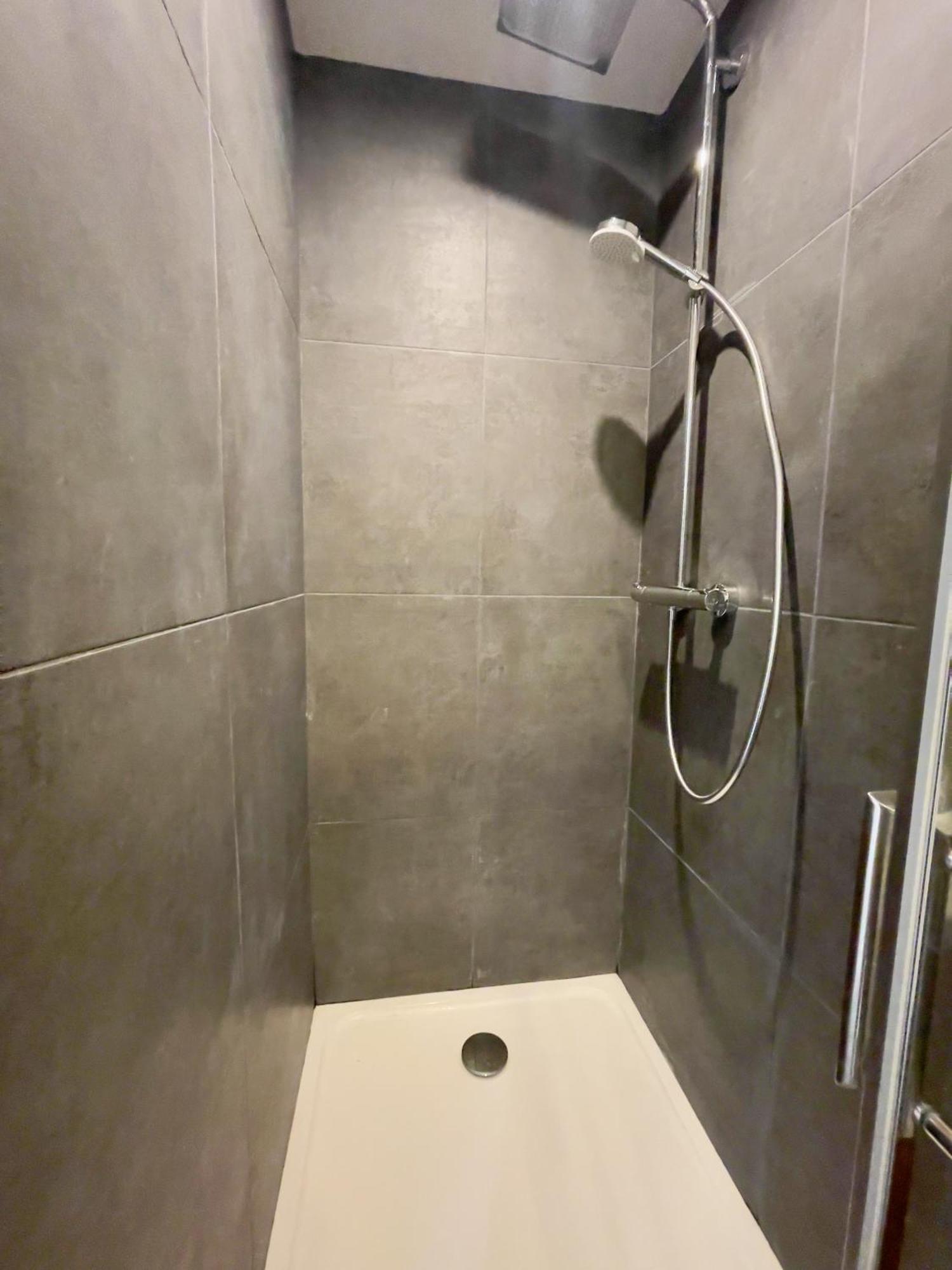 Appartement Laura Cosy T2 *Clim* Proche Gare à Grenoble Chambre photo